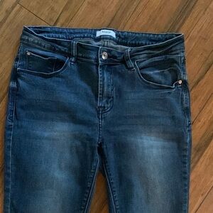 Kensie Dark Wash Skinny Jeans
